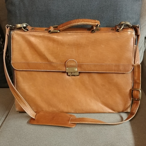 Other - Vintage Brown Genuine Leather Laptop Bag/Attache Case w/ Shoulder Strap Columbia